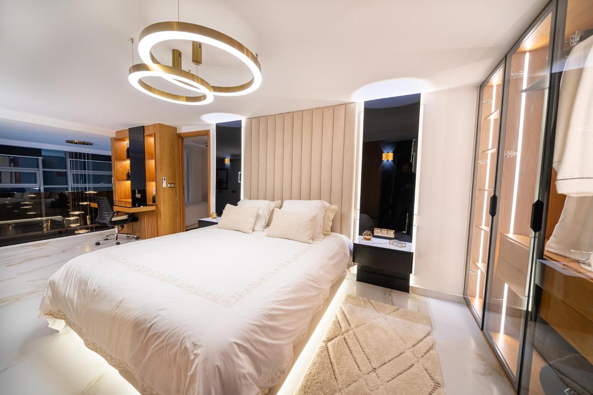 شقة Ecrin Secret, Duplex Prestige, Proche Corniche & Medina, Piscine, Parking, Wifi, Iptv, Ac طنجة المظهر الخارجي الصورة